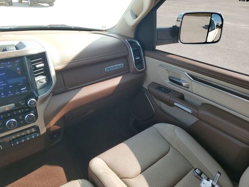 Used 2019 RAM 1500 Laramie image 11