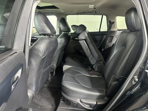 Used 2022 Toyota Highlander XLE image 26