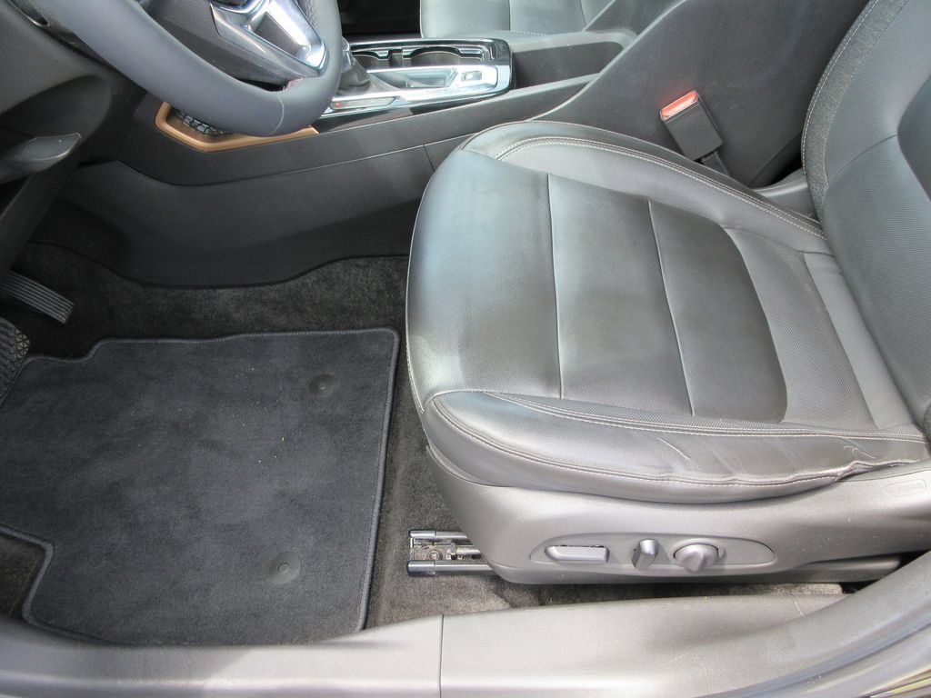 Certified 2023 Chevrolet TrailBlazer ACTIV w/ Convenience Package FWD image 21
