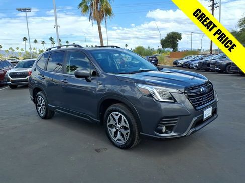 Used 2023 Subaru Forester Premium AWD/4WD image 1