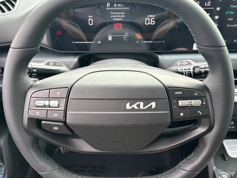 New 2026 Kia K4 EX FWD image 18