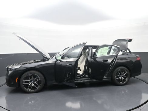 New 2027 BMW 530i xDrive AWD/4WD image 41