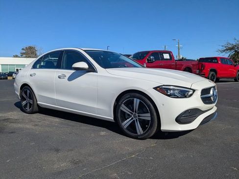 Used 2025 Mercedes-Benz C 300 Sedan image 2