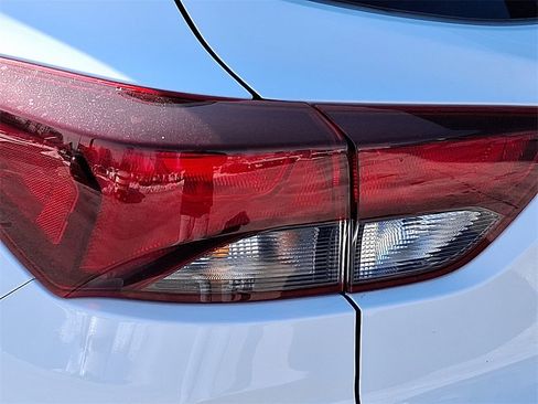 Used 2023 Chevrolet TrailBlazer LT image 12