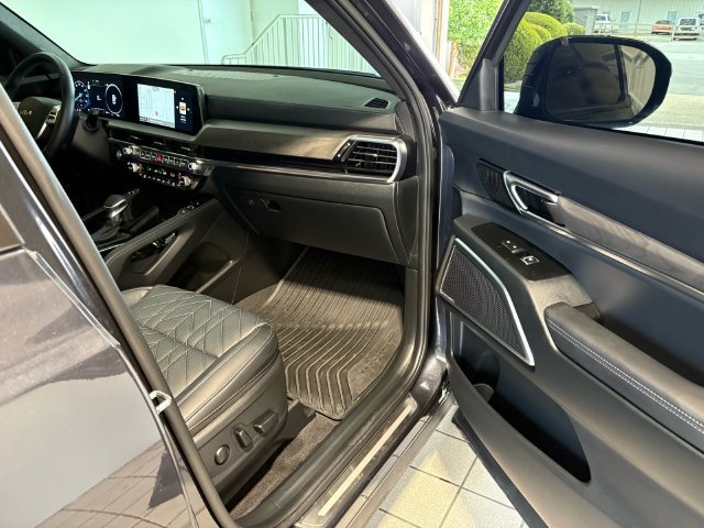 Used 2025 Kia Telluride SX Prestige X-Line AWD/4WD image 29