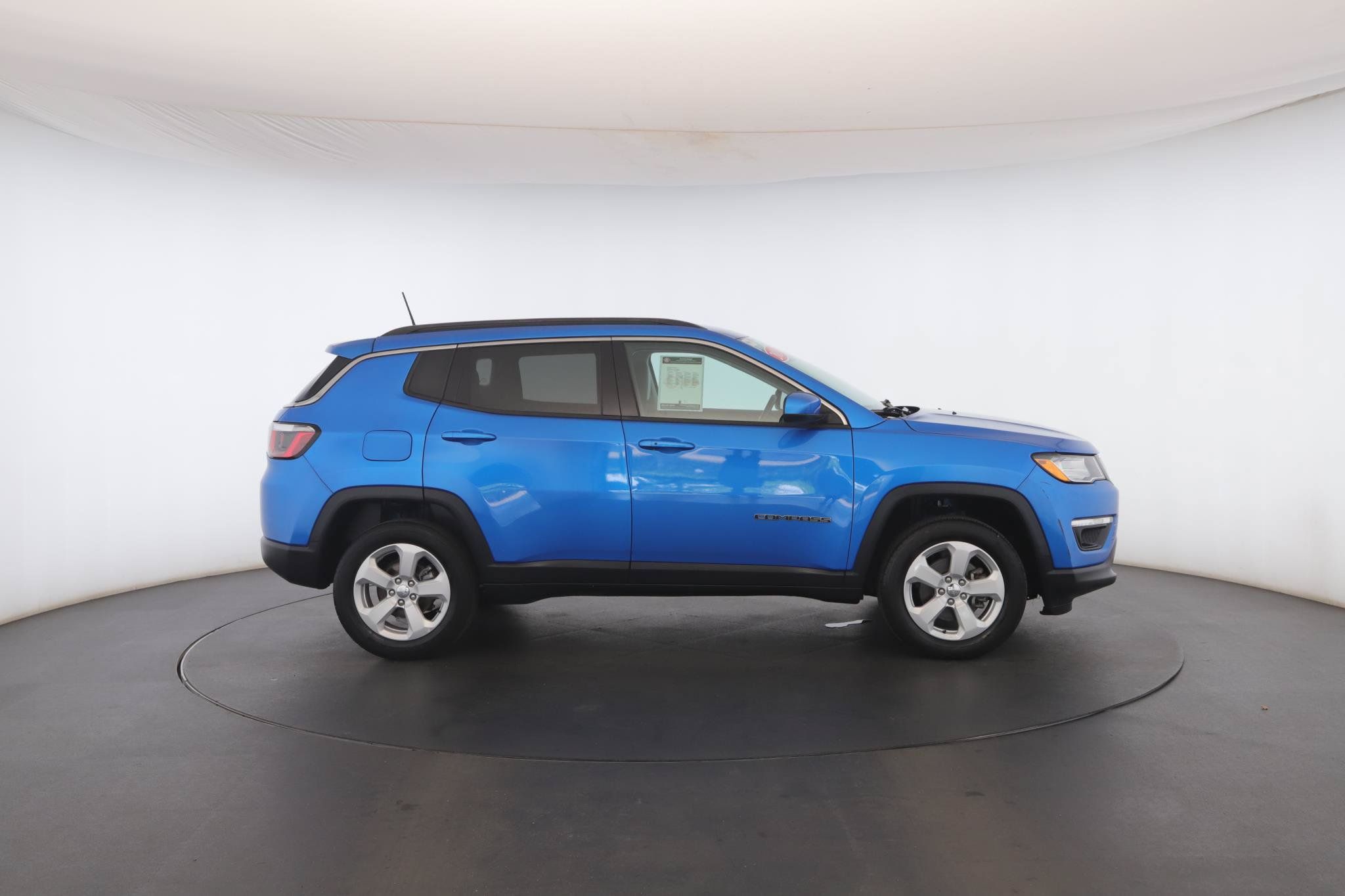 Used 2018 Jeep Compass Latitude w/ Popular Equipment Group AWD/4WD image 19