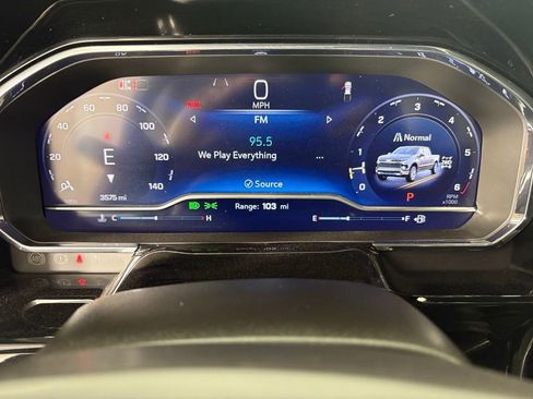 Used 2025 Chevrolet Silverado 1500 LT w/ Z71 Off-Road Package image 28