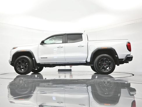 Used 2025 GMC Canyon Elevation w/ Convenience Package RWD image 45