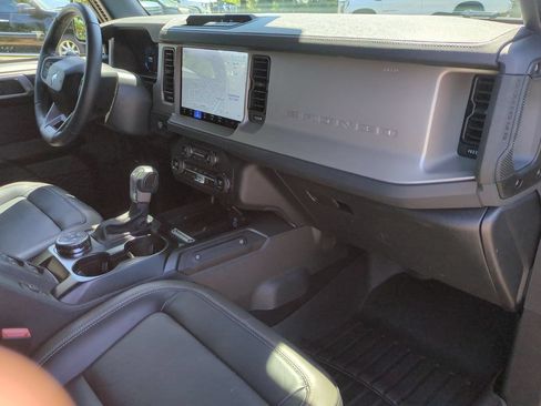 Used 2025 Ford Bronco Outer Banks AWD/4WD image 28