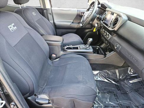Used 2020 Toyota Tacoma SR AWD/4WD image 20