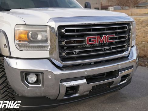 Used 2015 GMC Sierra 2500 SLT w/ Duramax Plus Package AWD/4WD image 3