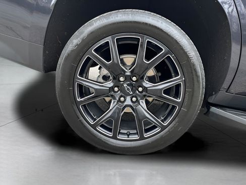 Used 2023 Chevrolet Tahoe High Country image 15