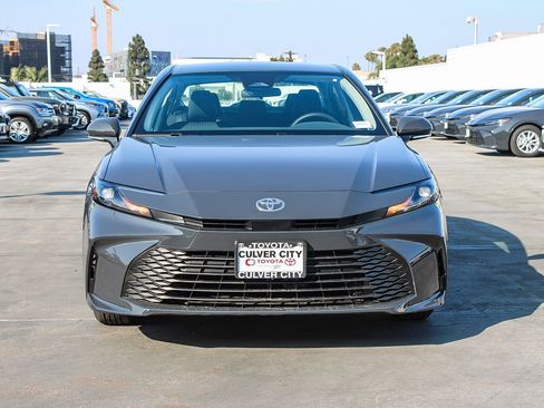 New 2026 Toyota Camry LE FWD image 2