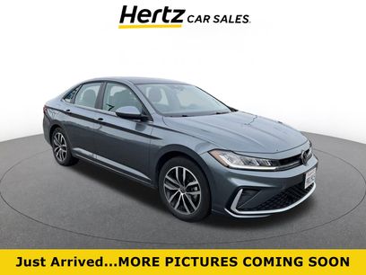 Used 2025 Volkswagen Jetta SE