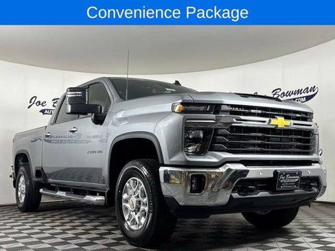 New 2026 Chevrolet Silverado 2500 LT w/ All Star Edition AWD/4WD image 6