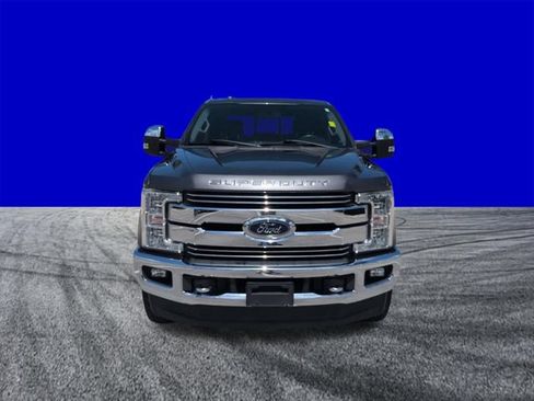 Certified 2017 Ford F250 Lariat w/ Chrome Package AWD/4WD image 9