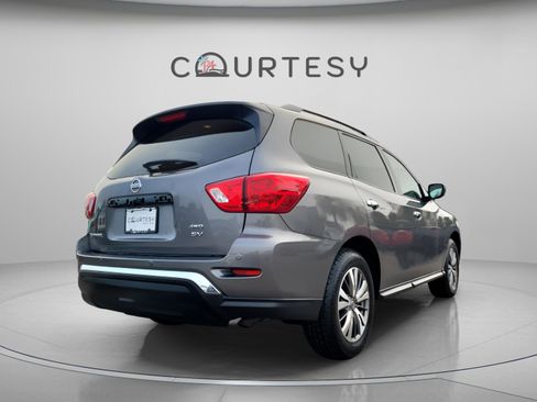 Used 2020 Nissan Pathfinder SV w/ Cargo Package image 6