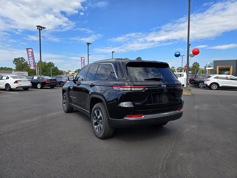 Used 2023 Jeep Grand Cherokee 4WD 4xe image 8