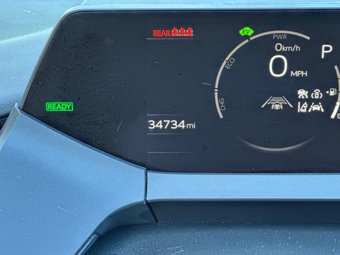 Used 2024 Toyota Prius Limited w/ Limited Premium Package FWD image 21