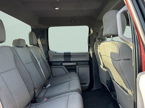 Used 2017 Ford F150 XLT AWD/4WD image 26