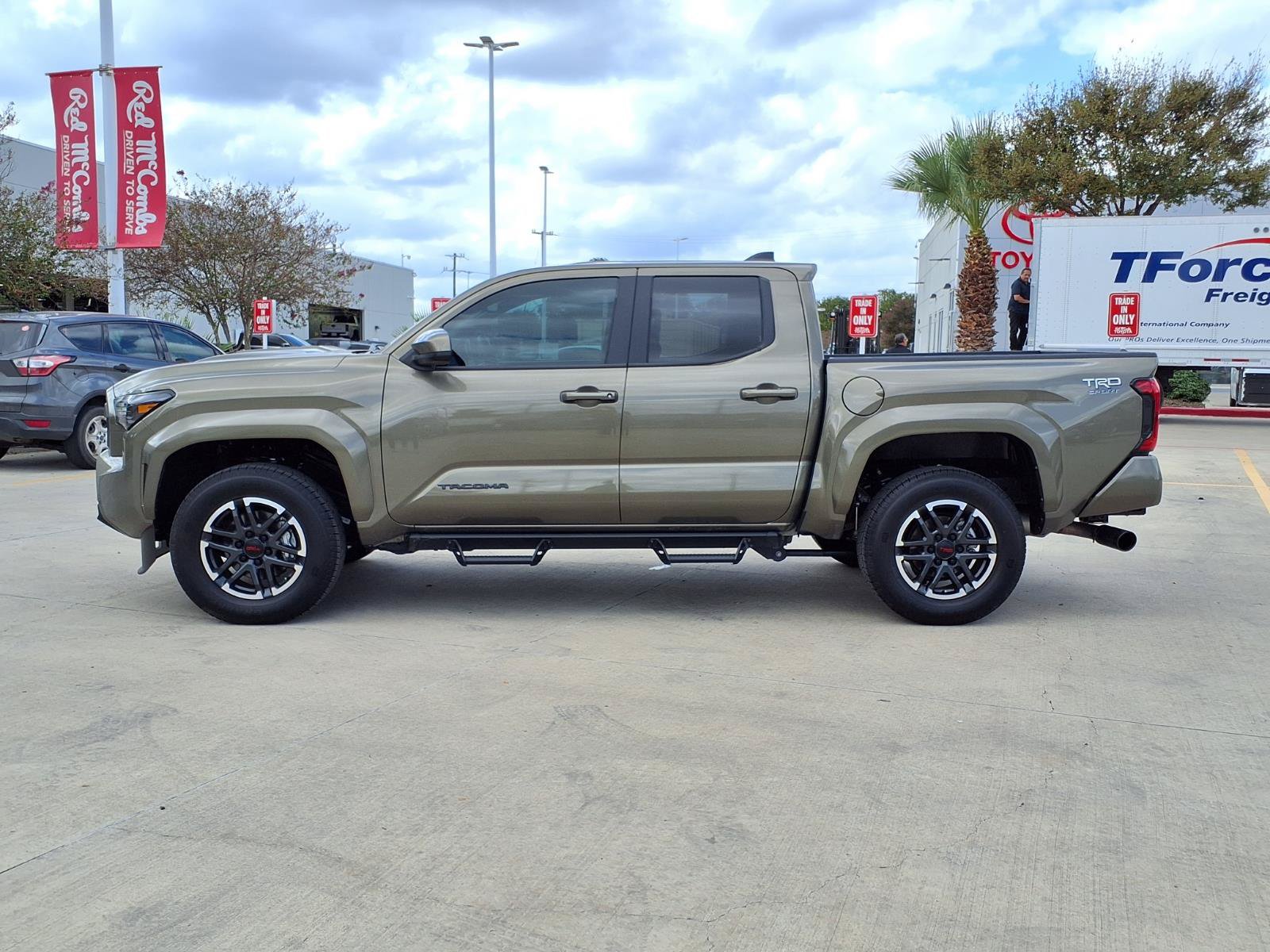 Certified 2026 Toyota Tacoma TRD Sport RWD image 8