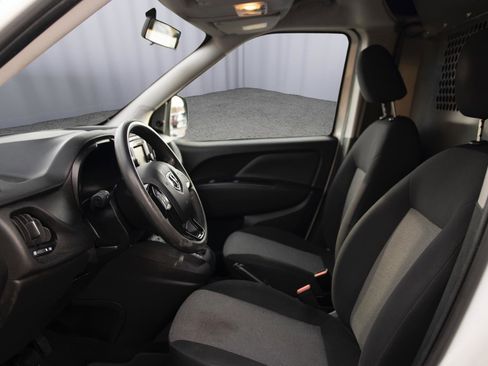 Used 2020 RAM ProMaster City Tradesman image 2