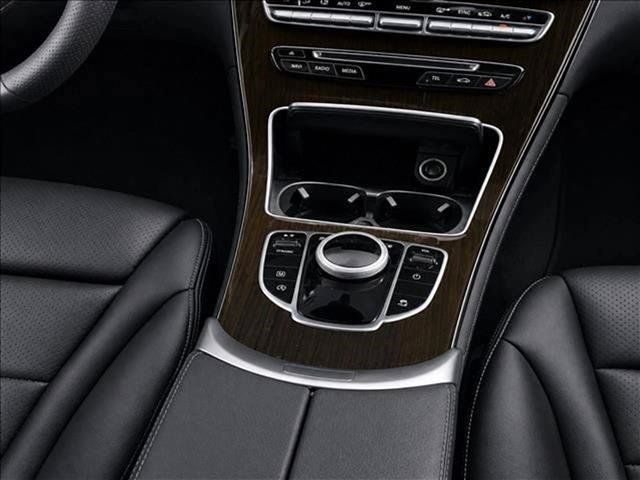 Used 2019 Mercedes-Benz GLC 300 image 25