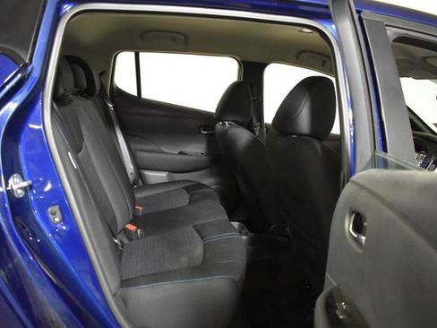 Certified 2025 Nissan Leaf SV Plus FWD image 33