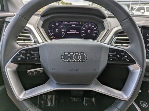 Used 2025 Audi Q4 e-tron Premium RWD image 23