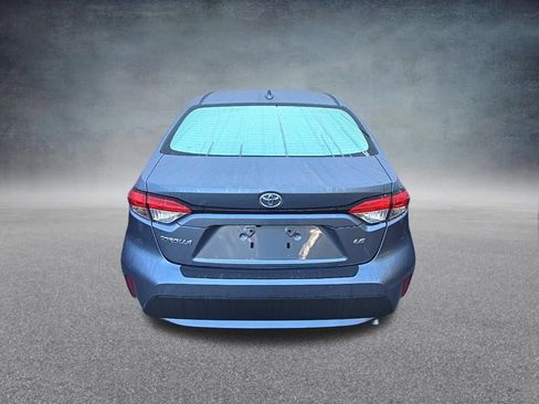Used 2022 Toyota Corolla LE w/ Carpet Mat Package (TMS) FWD image 6