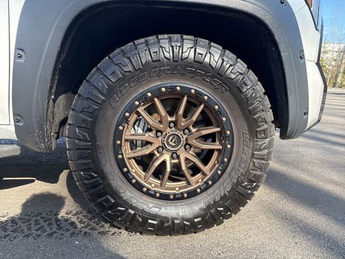 Used 2024 Toyota Tundra Platinum image 11