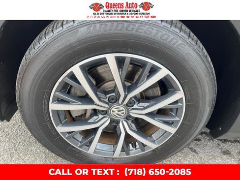 Used 2018 Volkswagen Tiguan SE image 23