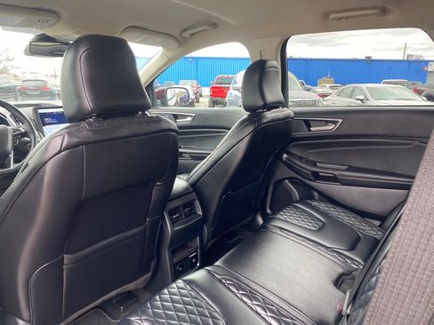 Used 2024 Ford Edge Titanium image 15