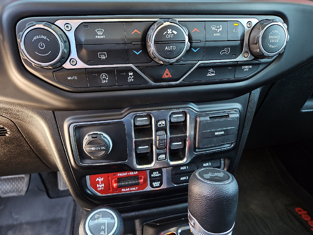 Used 2021 Jeep Wrangler Unlimited Rubicon AWD/4WD image 27