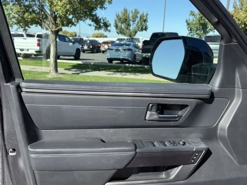 Used 2022 Toyota Tundra Platinum w/ Advanced Package image 12