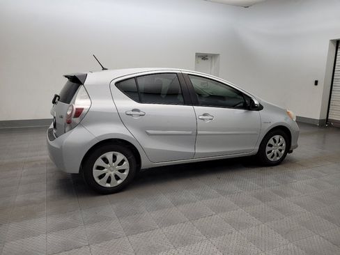 Used 2014 Toyota Prius C One FWD image 10