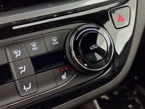New 2026 Buick Envista Sport Touring w/ Convenience I Package FWD image 18