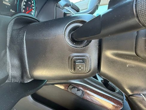 Used 2017 GMC Yukon SLT image 15