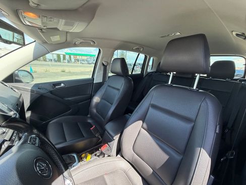 Used 2016 Volkswagen Tiguan S FWD image 7