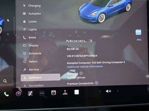 Used 2023 Tesla Model 3 Standard Range image 50