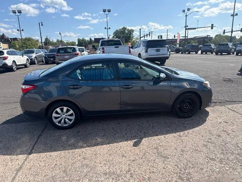 Used 2015 Toyota Corolla LE FWD image 10