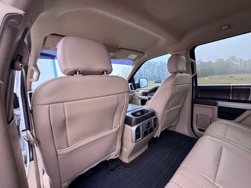 Used 2019 Ford F150 Lariat w/ Equipment Group 502A Luxury image 19