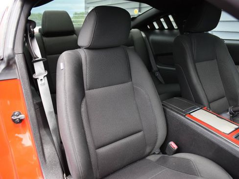 Used 2011 Ford Mustang GT RWD image 20