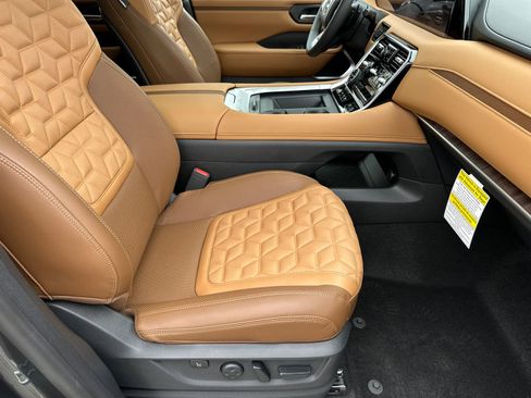 New 2026 Nissan Armada Platinum Reserve AWD/4WD image 13