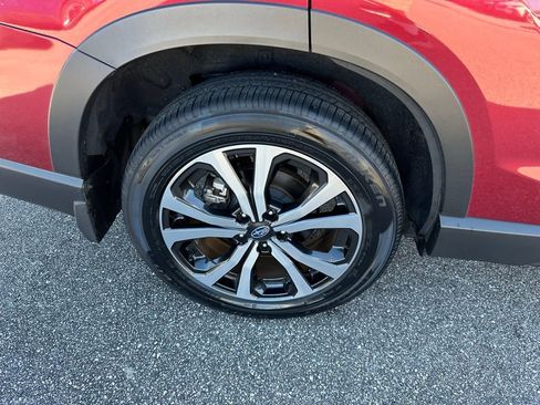 Used 2023 Subaru Forester Limited image 5