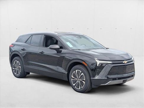 New 2025 Chevrolet Blazer EV LT image 5