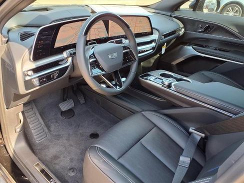 New 2026 Cadillac Lyriq Signature Sport RWD image 12