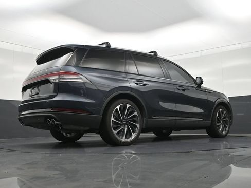 Used 2024 Lincoln Aviator Reserve w/ Equipment Group 201A RWD image 28