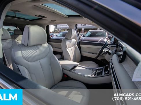 Used 2024 Hyundai Palisade Calligraphy image 40