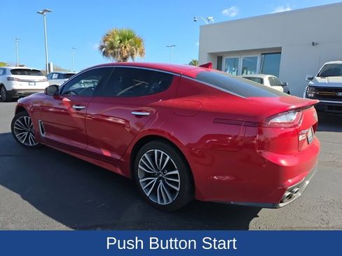 Used 2019 Kia Stinger image 6